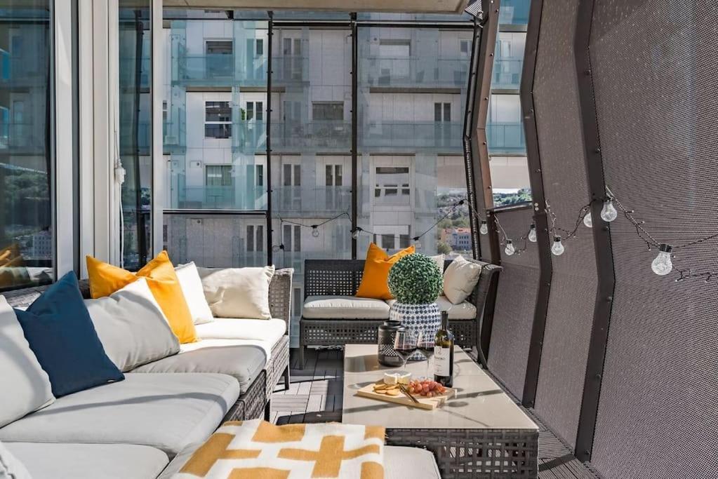 Spacious Modern 2Br Apartment At Central Oslo Barcode Экстерьер фото