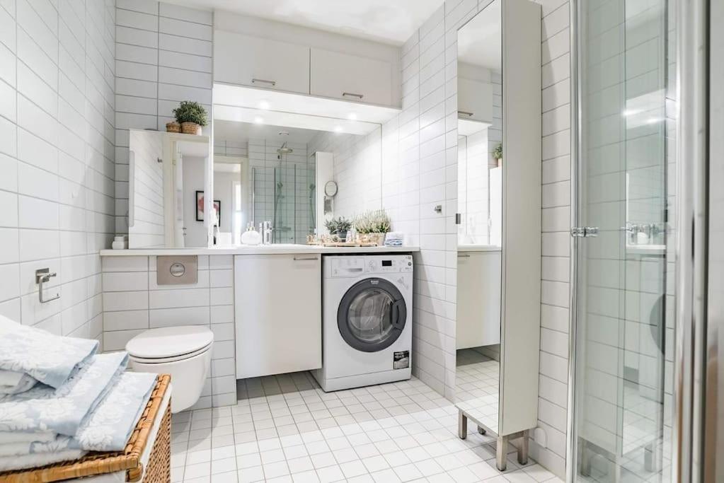 Spacious Modern 2Br Apartment At Central Oslo Barcode Экстерьер фото