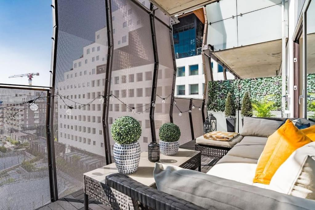 Spacious Modern 2Br Apartment At Central Oslo Barcode Экстерьер фото